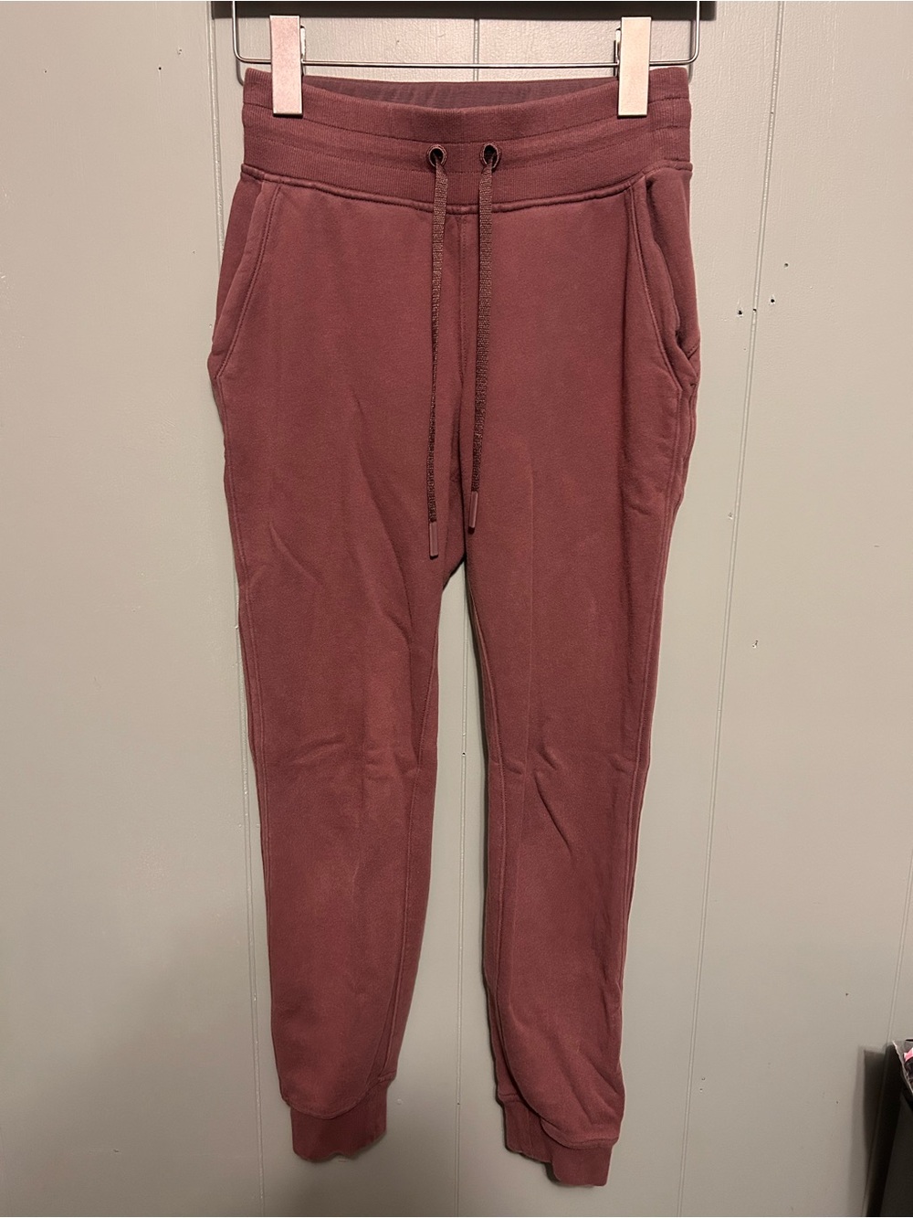 lululemon athletica Rose Mauve Drawstring Sweatpant Joggers